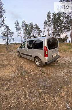 Універсал Citroen Berlingo 2011 в Володимирці