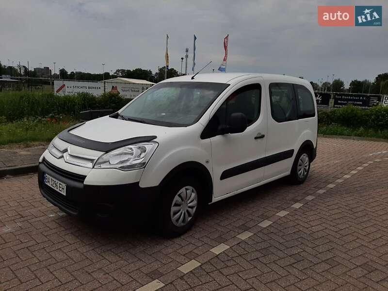 Минивэн Citroen Berlingo 2010 в Новомиргороде