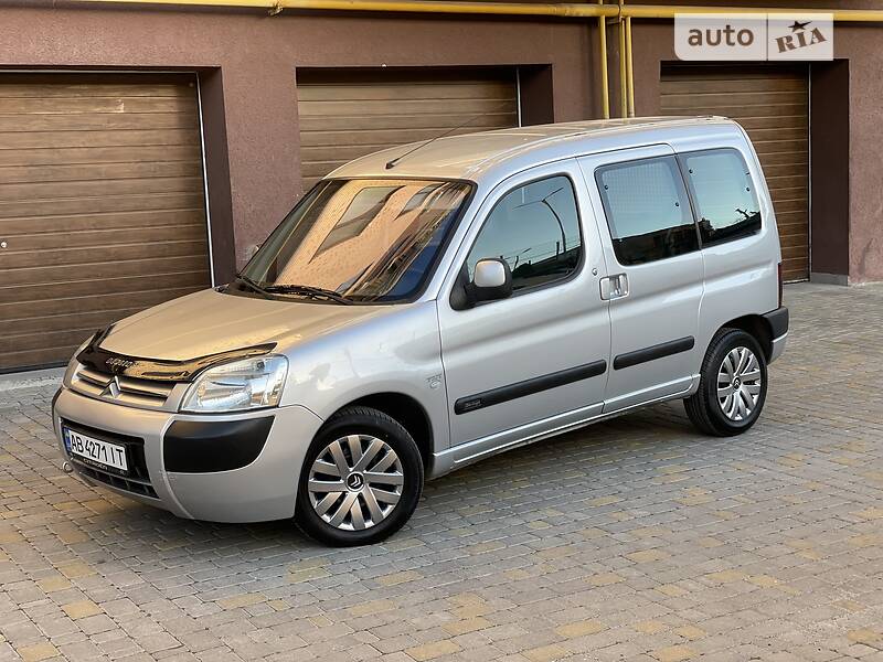 Універсал Citroen Berlingo 2004 в 