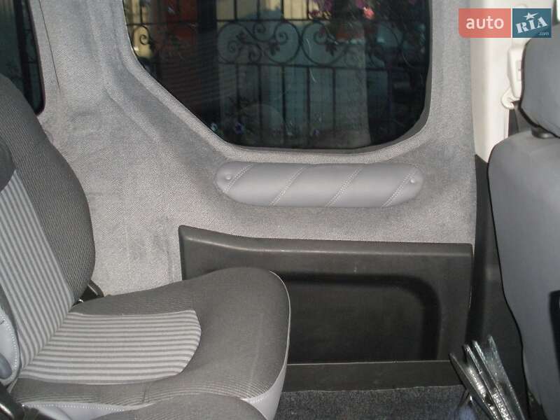 Мінівен Citroen Berlingo 2010 в Сторожинці