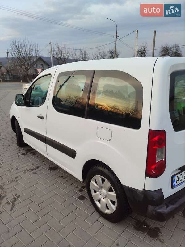 Мінівен Citroen Berlingo 2011 в Ужгороді