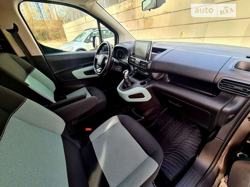 Минивэн Citroen Berlingo 2021 в Киеве