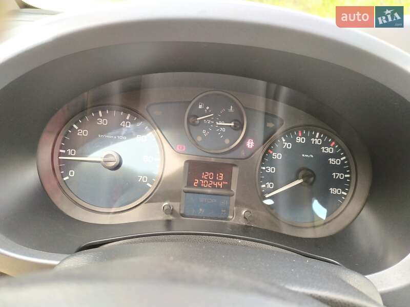 Минивэн Citroen Berlingo 2011 в Киеве