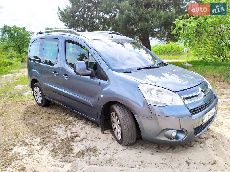 Минивэн Citroen Berlingo 2011 в Киеве