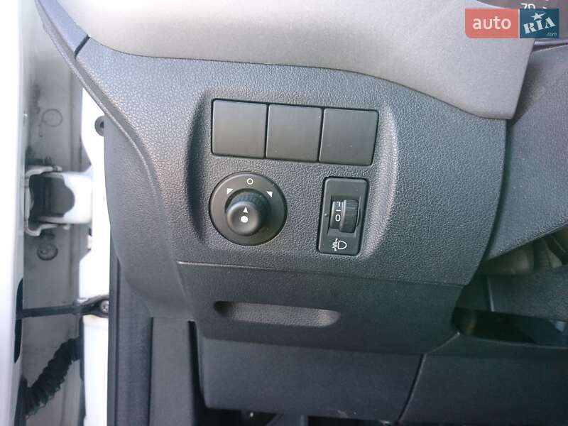 Мінівен Citroen Berlingo 2011 в Дніпрі