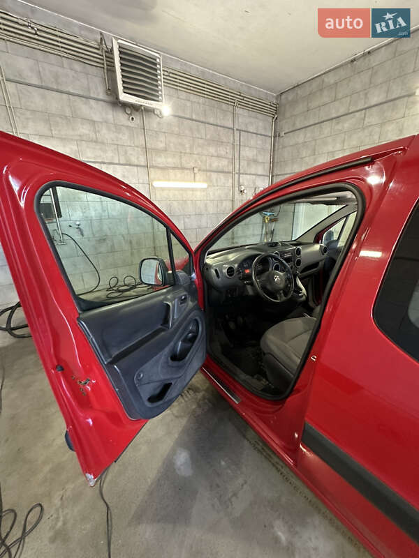 Минивэн Citroen Berlingo 2014 в Днепре