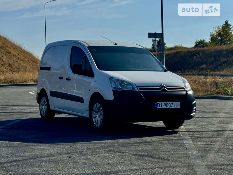 Вантажний фургон Citroen Berlingo 2015 в Полтаві