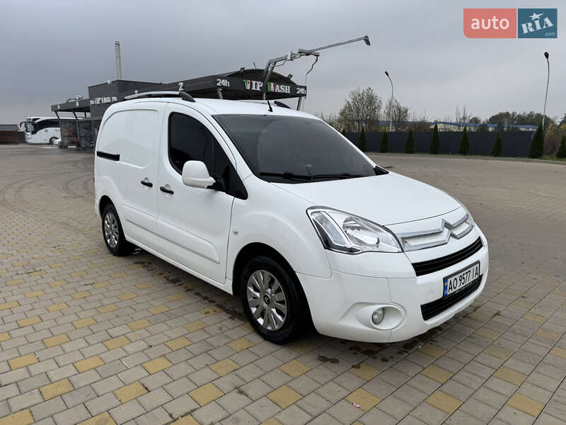 Грузовой фургон Citroen Berlingo 2012 в Иршаве