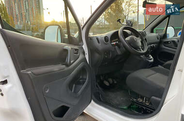 Минивэн Citroen Berlingo 2011 в 