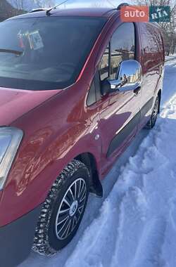 Вантажний фургон Citroen Berlingo 2010 в 
