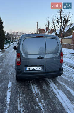 Вантажний фургон Citroen Berlingo 2010 в Рівному