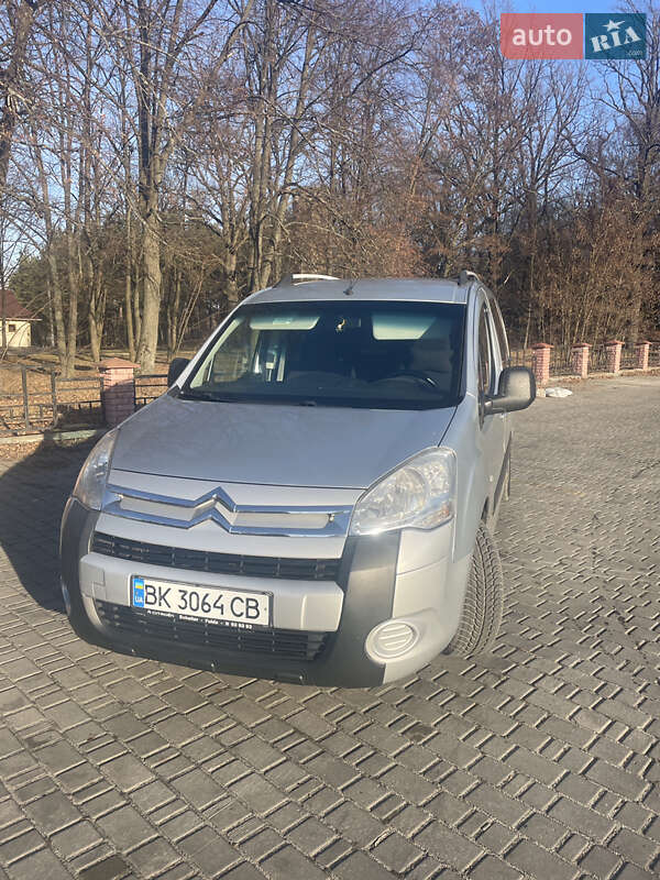 Мінівен Citroen Berlingo 2011 в Володимирці