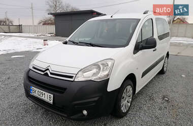 Вантажний фургон Citroen Berlingo 2015 в Рівному