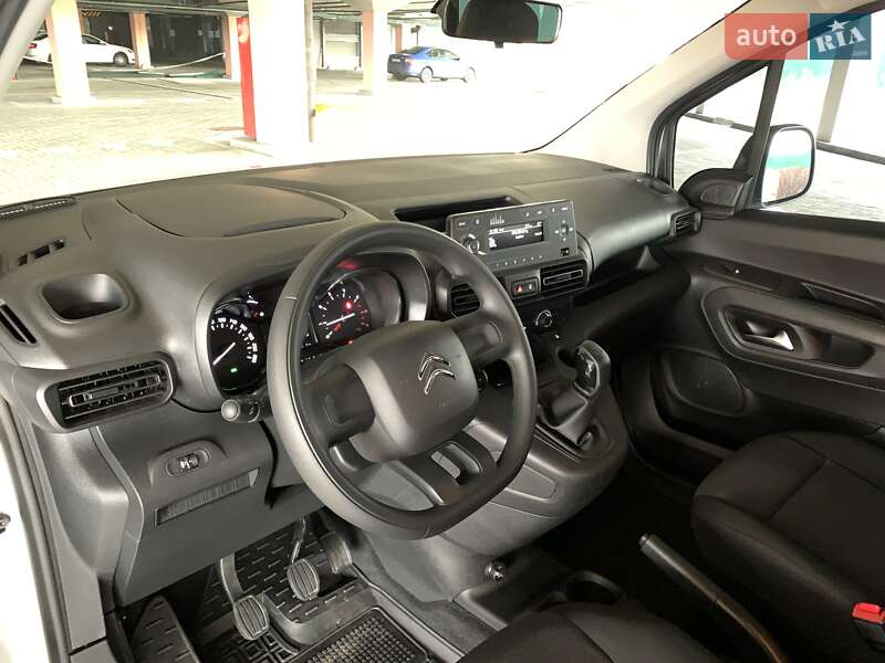 Минивэн Citroen Berlingo 2021 в Киеве