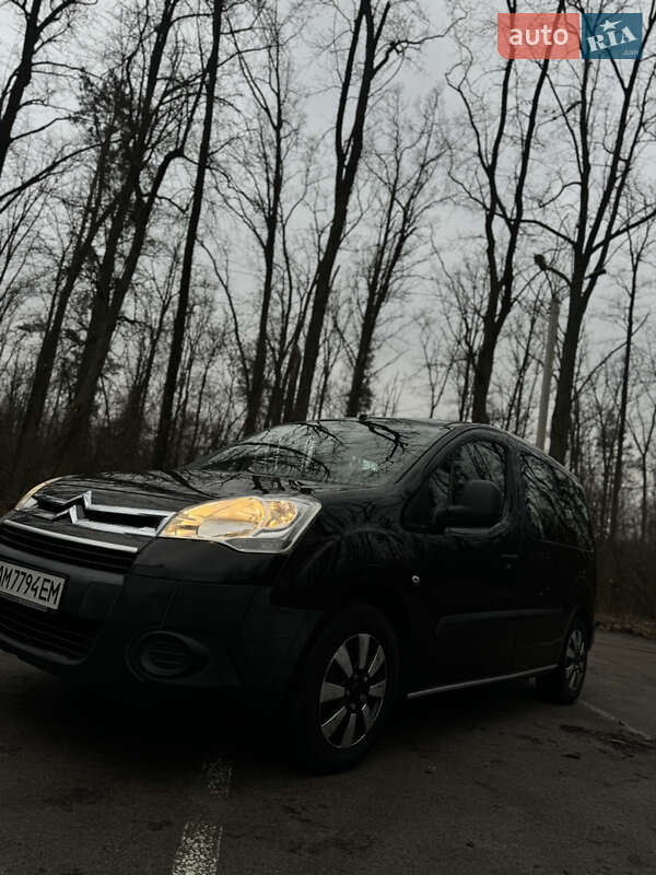 Минивэн Citroen Berlingo 2009 в Киеве
