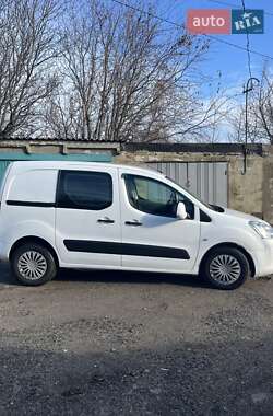 Минивэн Citroen Berlingo 2011 в 