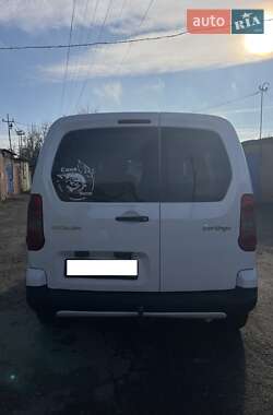 Минивэн Citroen Berlingo 2011 в 