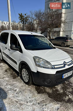 Вантажний фургон Citroen Berlingo 2015 в Харкові