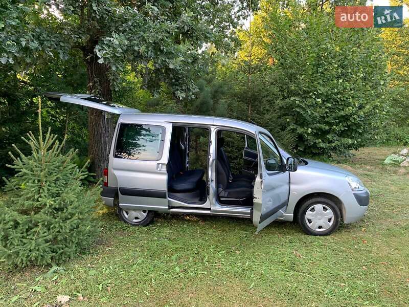 Минивэн Citroen Berlingo 2007 в Нетешине