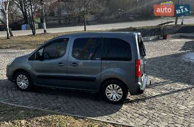 Минивэн Citroen Berlingo 2011 в 