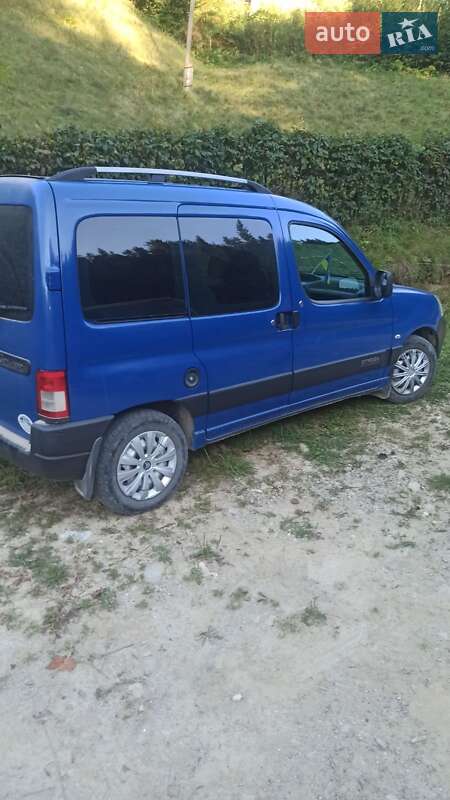 Минивэн Citroen Berlingo 2007 в Косове фото Минивэн Citroen Berlingo 2007 в Косове