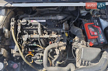 Грузовой фургон Citroen Berlingo 2005 в 