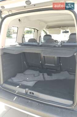 Минивэн Citroen Berlingo 2011 в 
