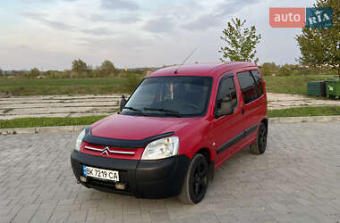 Минивэн Citroen Berlingo 2011 в 