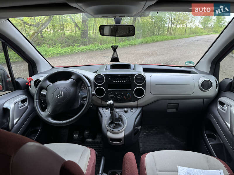 Минивэн Citroen Berlingo 2009 в Долине