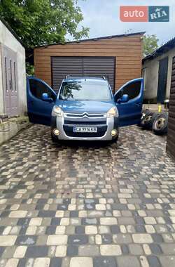 Минивэн Citroen Berlingo 2011 в Новоархангельске
