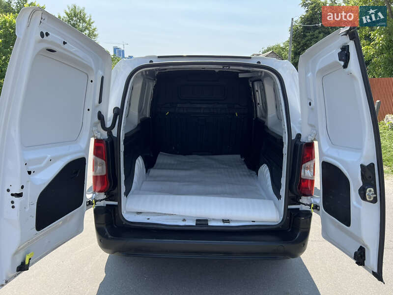 Вантажний фургон Citroen Berlingo 2022 в Києві