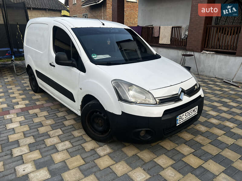 Вантажний фургон Citroen Berlingo 2012 в Львові