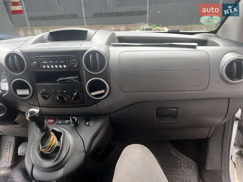 Вантажний фургон Citroen Berlingo 2012 в Львові