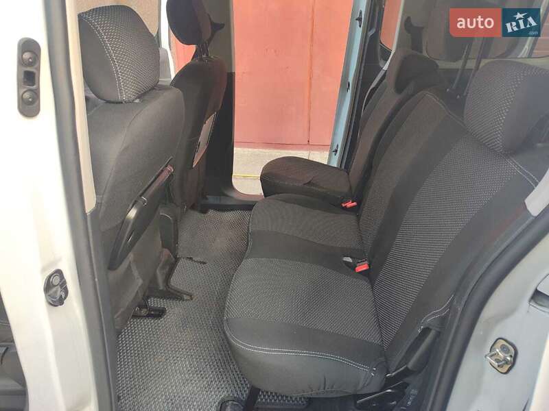 Минивэн Citroen Berlingo 2023 в Киеве