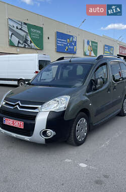 Минивэн Citroen Berlingo 2011 в 