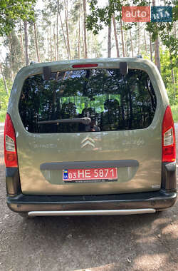 Минивэн Citroen Berlingo 2011 в 