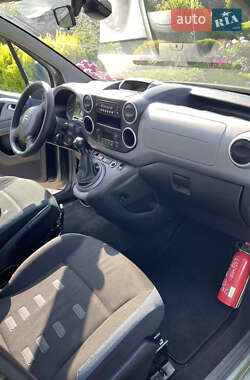 Минивэн Citroen Berlingo 2011 в 