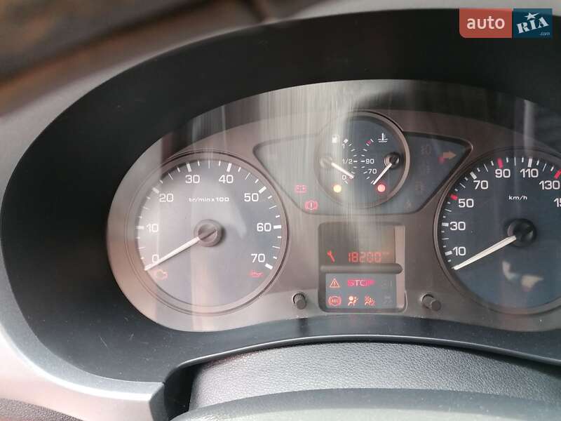 Мінівен Citroen Berlingo 2010 в Чернігові