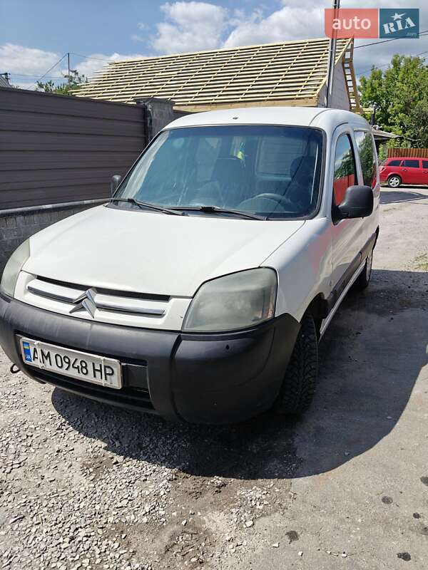 Грузовой фургон Citroen Berlingo 2003 в Звягеле