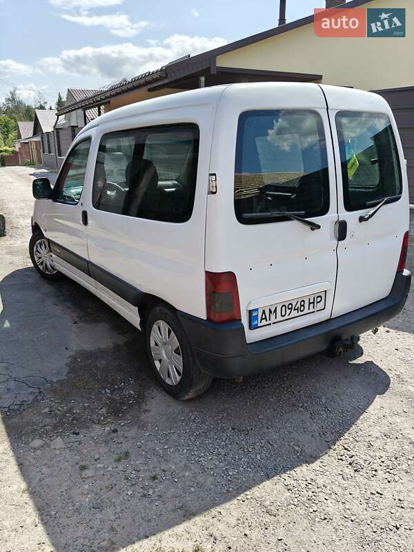 Грузовой фургон Citroen Berlingo 2003 в Звягеле