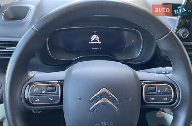 Минивэн Citroen Berlingo 2022 в 