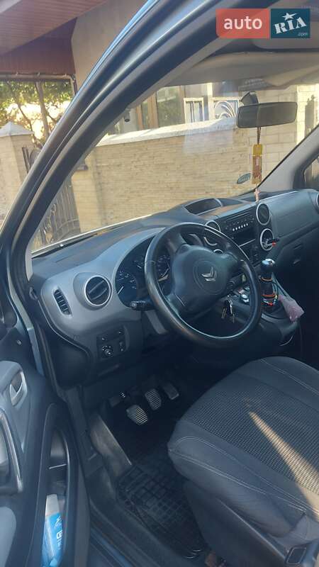 Минивэн Citroen Berlingo 2010 в Хусте