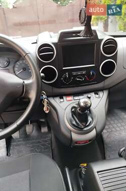 Минивэн Citroen Berlingo 2015 в 