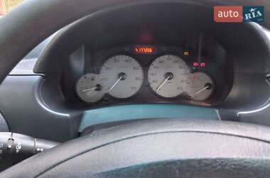 Минивэн Citroen Berlingo 2010 в 