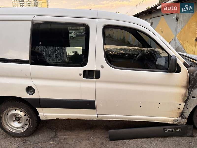 Мінівен Citroen Berlingo 2001 в 