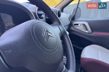 Минивэн Citroen Berlingo 2010 в 