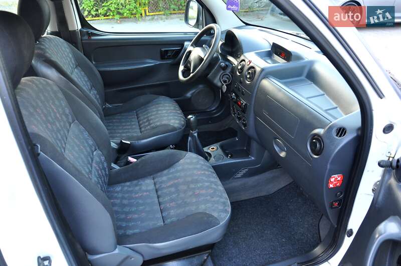 Мінівен Citroen Berlingo 2007 в Львові