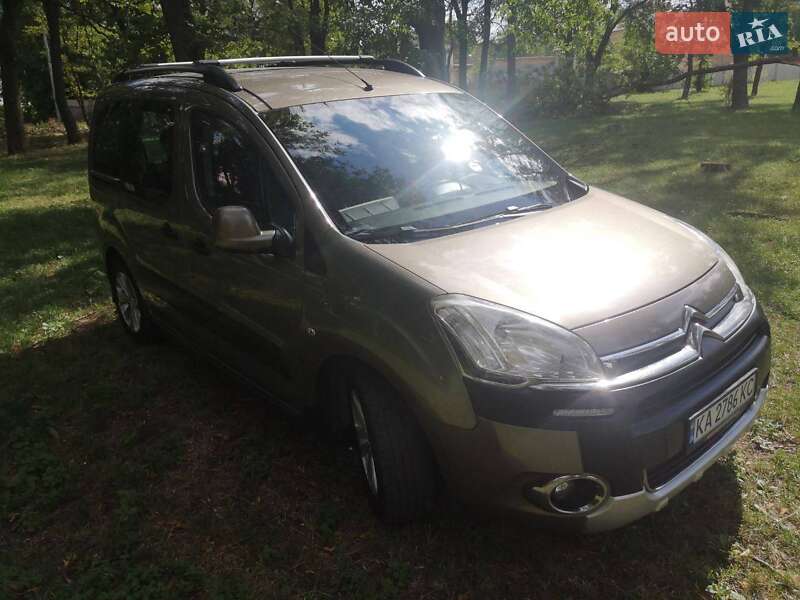 Минивэн Citroen Berlingo 2012 в Киеве