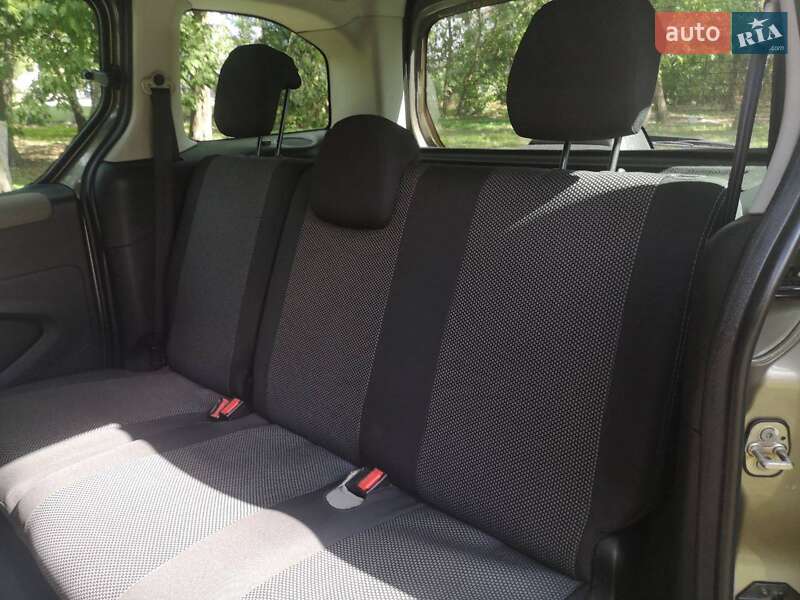 Минивэн Citroen Berlingo 2012 в Киеве