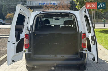 Минивэн Citroen Berlingo 2023 в 